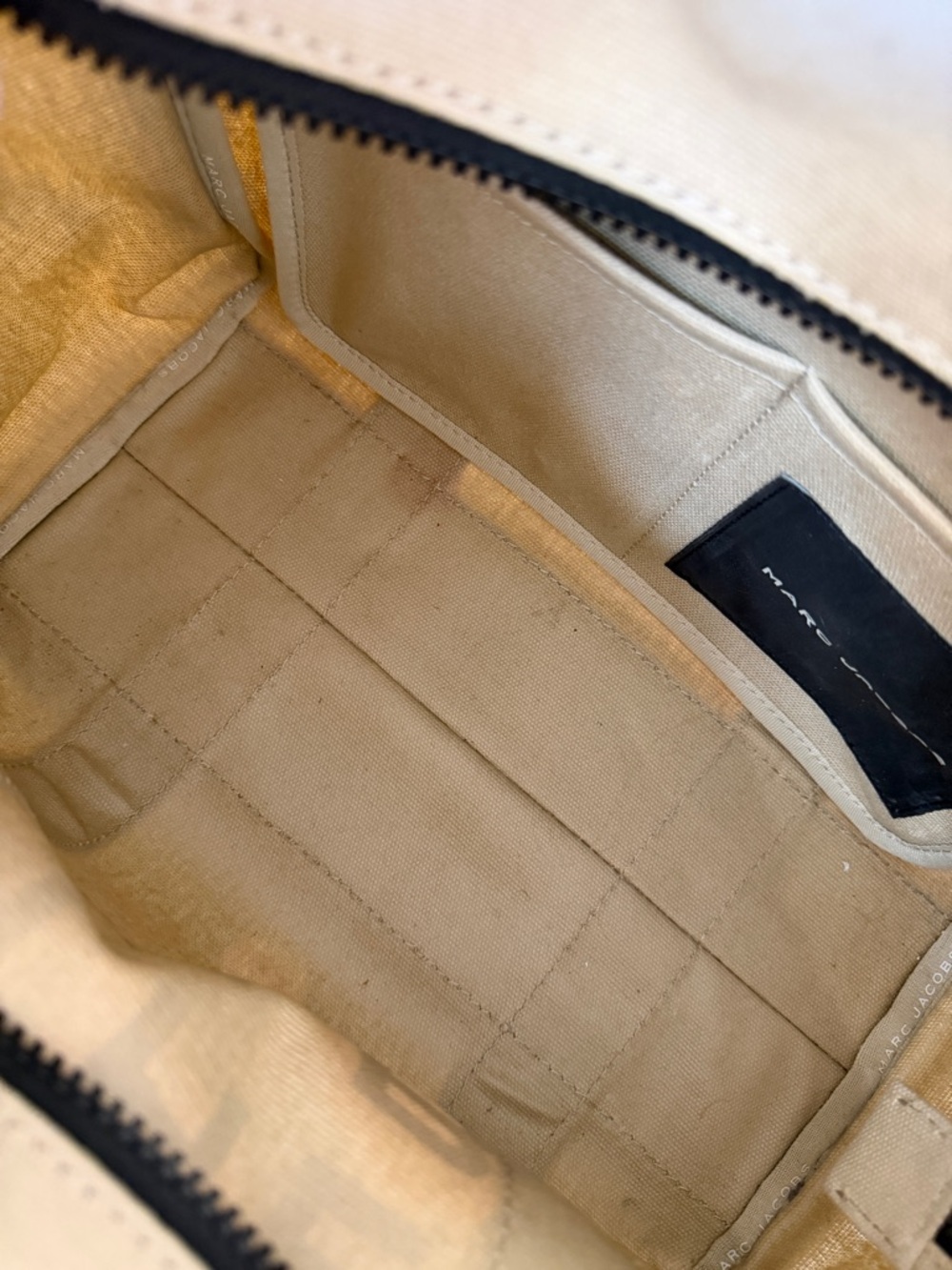 Marc Jacobs Medium Canvas Tote Bag - Picture 4 of 7